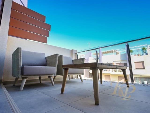 2 sovrum Takvåning till salu i Pueblo Latino, Pilar de la Horadada - 345 000 € (Ref: 9806402)