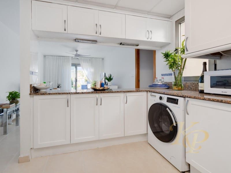 Ático de 3 habitaciones en Torrevieja en venta con garaje - 350.000 € (Ref: 9808124)