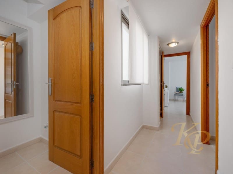 Ático de 3 habitaciones en Torrevieja en venta con garaje - 350.000 € (Ref: 9808124)