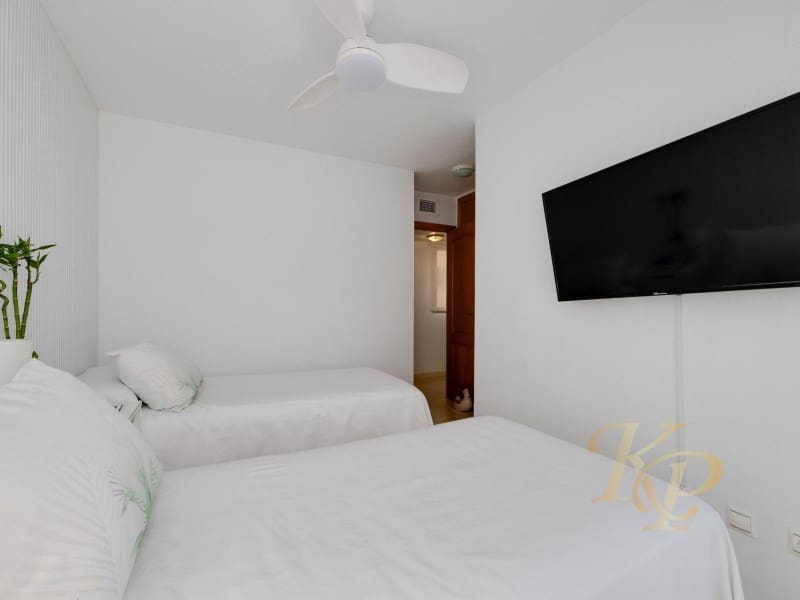 Ático de 3 habitaciones en Torrevieja en venta con garaje - 350.000 € (Ref: 9808124)