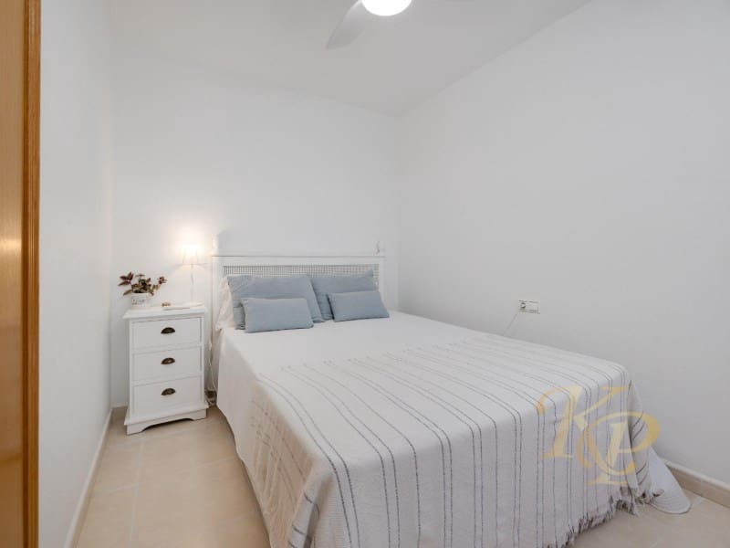 Ático de 3 habitaciones en Torrevieja en venta con garaje - 350.000 € (Ref: 9808124)