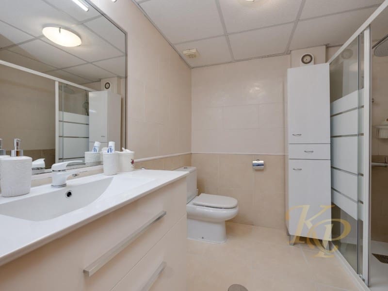 Ático de 3 habitaciones en Torrevieja en venta con garaje - 350.000 € (Ref: 9808124)