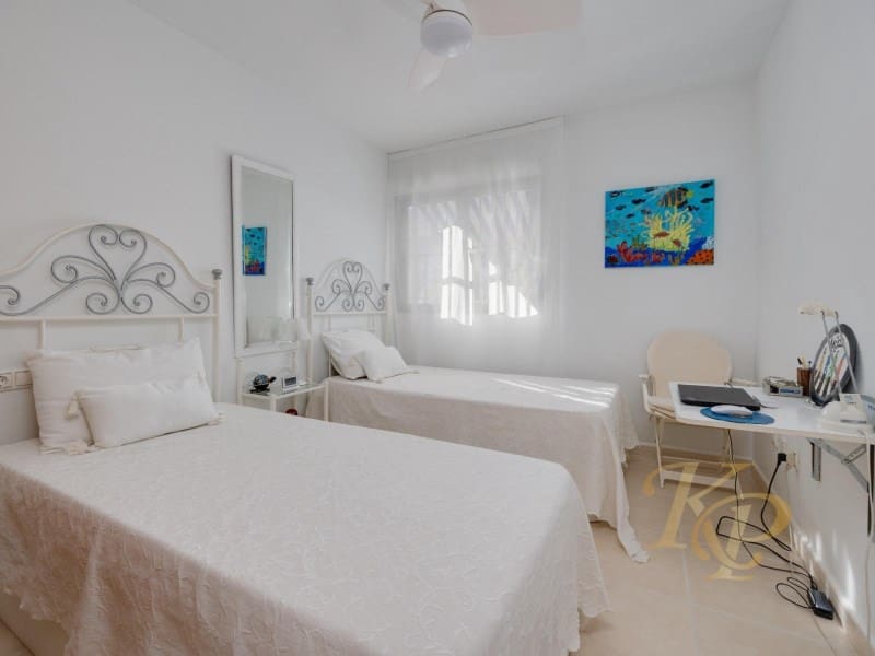 Ático de 3 habitaciones en Torrevieja en venta con garaje - 350.000 € (Ref: 9808124)