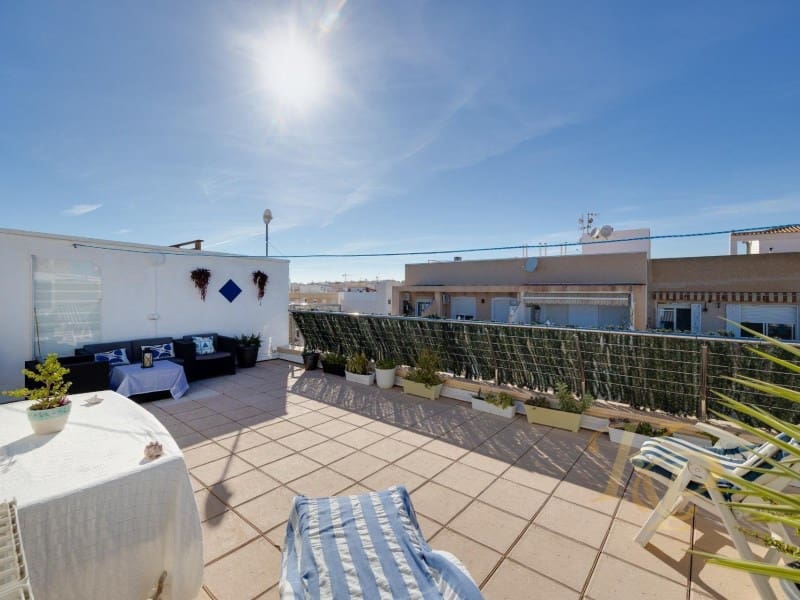 Ático de 3 habitaciones en Torrevieja en venta con garaje - 350.000 € (Ref: 9808124)