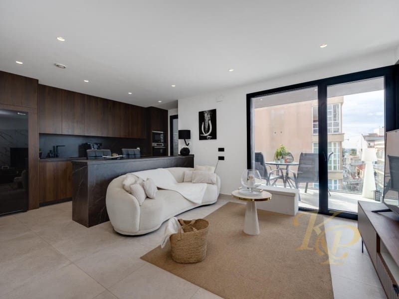 3 camera da letto Appartamento in vendita in Torrevieja con garage - 332.900 € (Rif: 9808125)