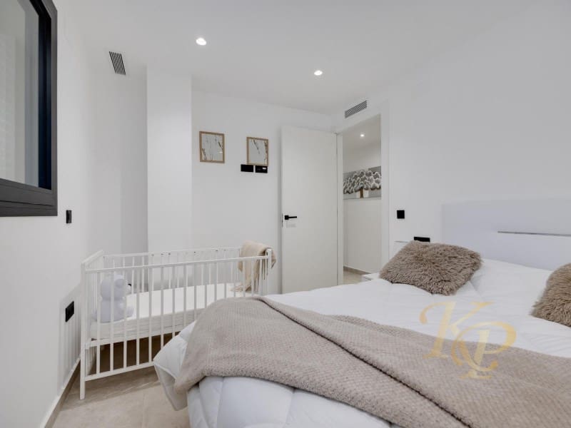 3 camera da letto Appartamento in vendita in Torrevieja con garage - 332.900 € (Rif: 9808125)