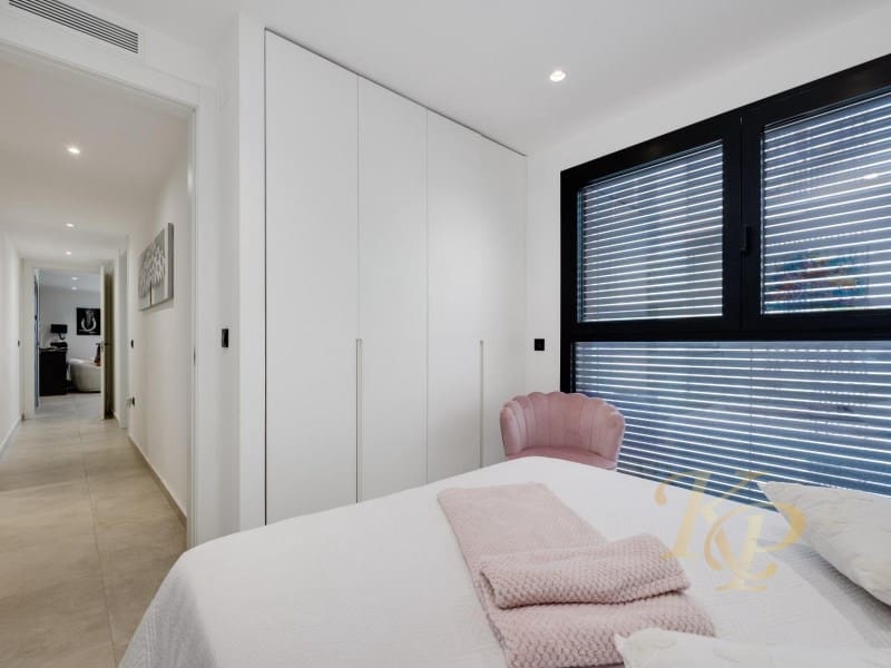 3 camera da letto Appartamento in vendita in Torrevieja con garage - 332.900 € (Rif: 9808125)