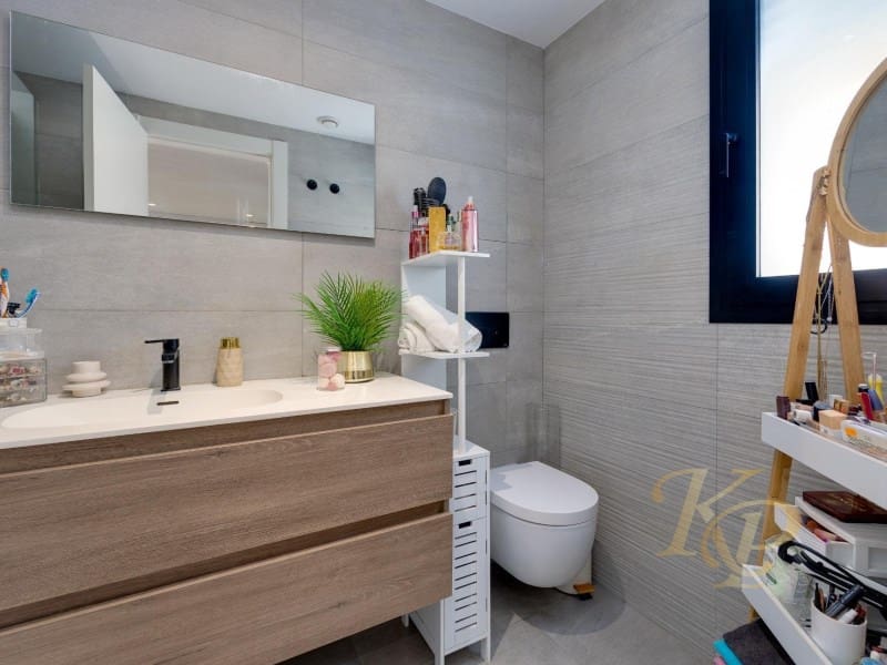 3 camera da letto Appartamento in vendita in Torrevieja con garage - 332.900 € (Rif: 9808125)