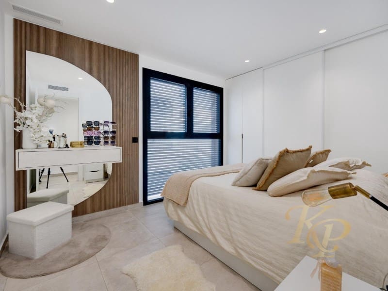 3 camera da letto Appartamento in vendita in Torrevieja con garage - 332.900 € (Rif: 9808125)