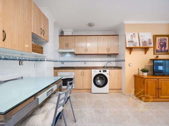 2 slaapkamer Appartement te koop in Playa de los Náufragos, Torrevieja - € 132.000 (Ref: 9808126)