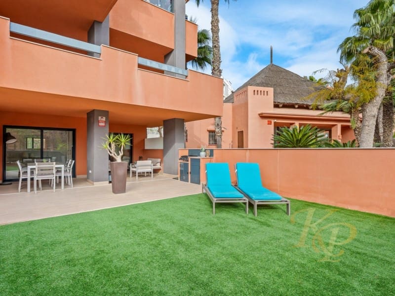 2 bedroom Apartment for sale in Orihuela Costa with pool - € 244,500 (Ref: 9808127)