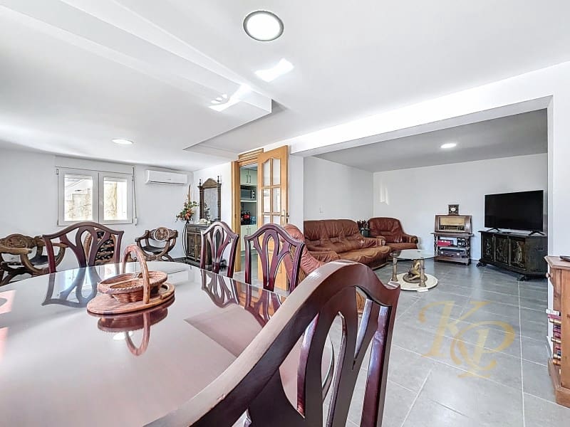 5 slaapkamer Villa te koop in Torrevieja - € 595.000 (Ref: 9811499)