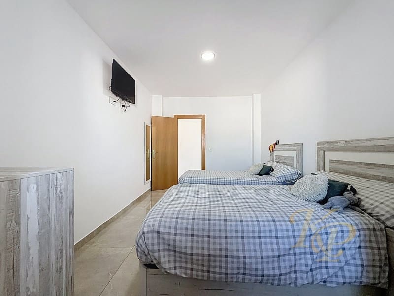 5 slaapkamer Villa te koop in Torrevieja - € 595.000 (Ref: 9811499)