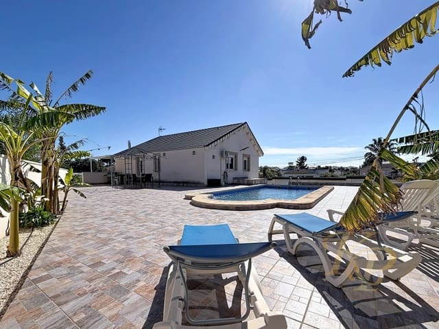 5 slaapkamer Villa te koop in Los Balcones - Los Altos, Torrevieja - € 595.000 (Ref: 9811499)