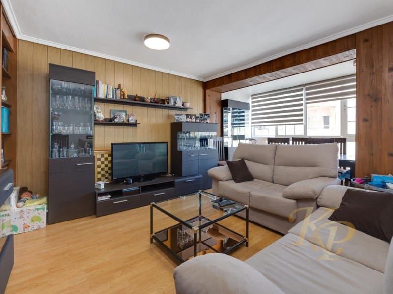 4 soveværelse Lejlighed til salg i Torrevieja - € 195.000 (Ref: 9811500)