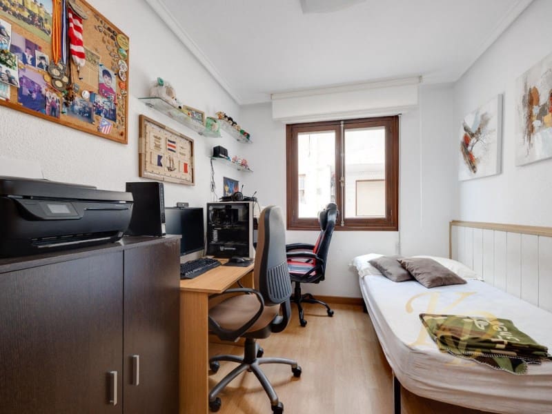 4 soveværelse Lejlighed til salg i Torrevieja - € 195.000 (Ref: 9811500)