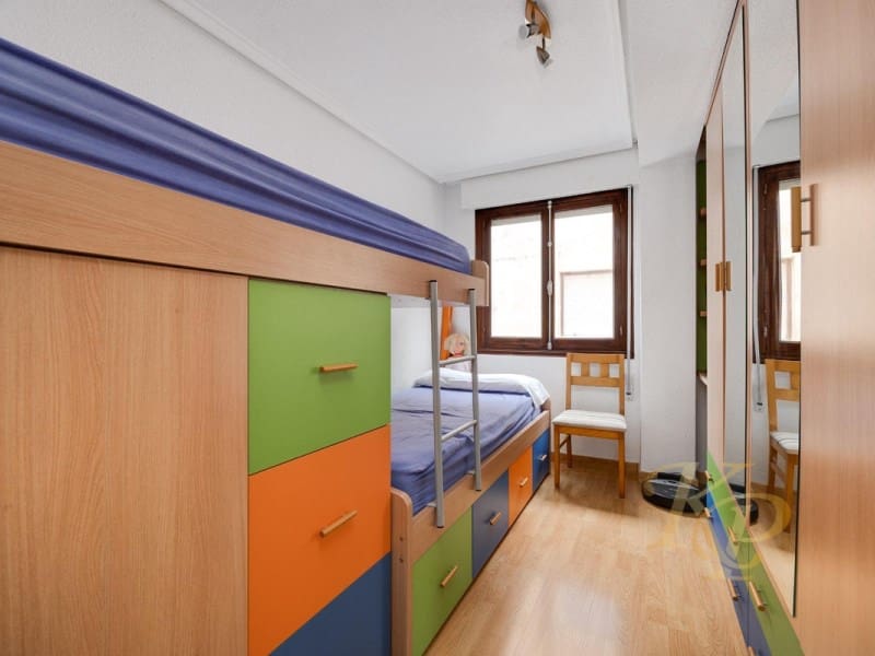 4 soveværelse Lejlighed til salg i Torrevieja - € 195.000 (Ref: 9811500)