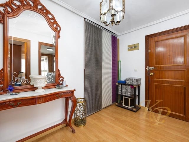4 soveværelse Lejlighed til salg i Playa del Cura, Torrevieja - € 195.000 (Ref: 9811500)