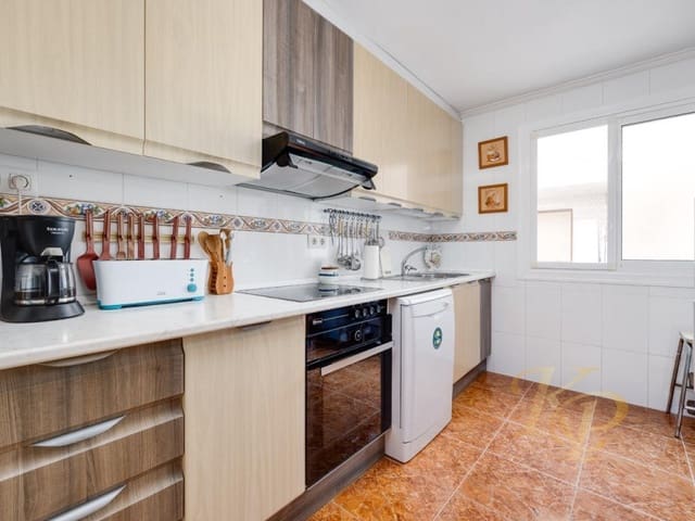 4 soveværelse Lejlighed til salg i Playa del Cura, Torrevieja - € 195.000 (Ref: 9811500)