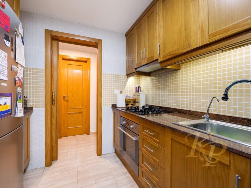 2 slaapkamer Appartement te koop in Torrevieja met garage - € 189.000 (Ref: 9811501)