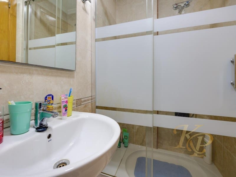 2 slaapkamer Appartement te koop in Torrevieja met garage - € 189.000 (Ref: 9811501)