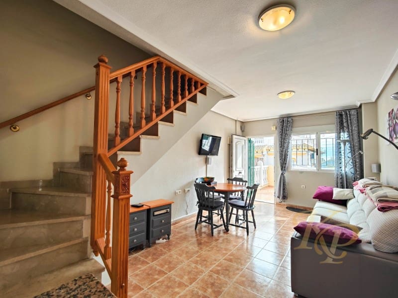 3 bedroom Townhouse for sale in Playa Flamenca - € 235,000 (Ref: 9815801)