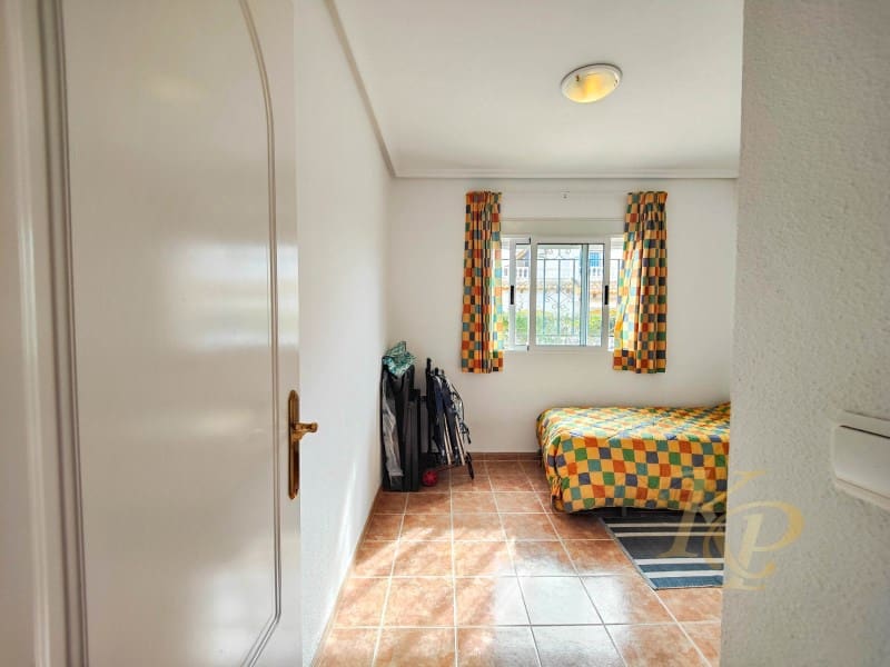 3 bedroom Townhouse for sale in Playa Flamenca - € 235,000 (Ref: 9815801)
