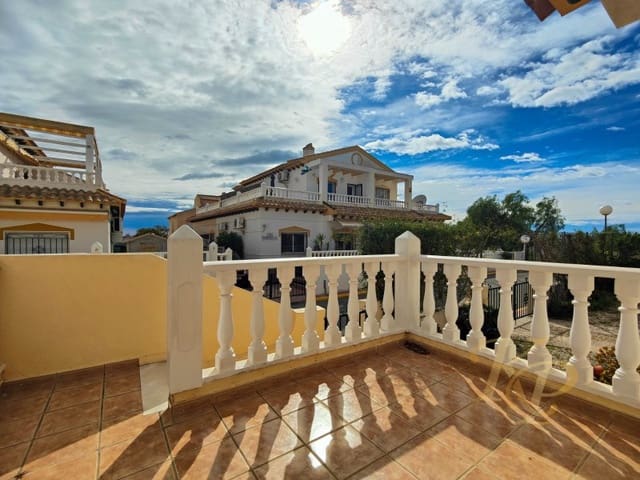 3 bedroom Townhouse for sale in Playa Flamenca, Orihuela - € 235,000 (Ref: 9815801)
