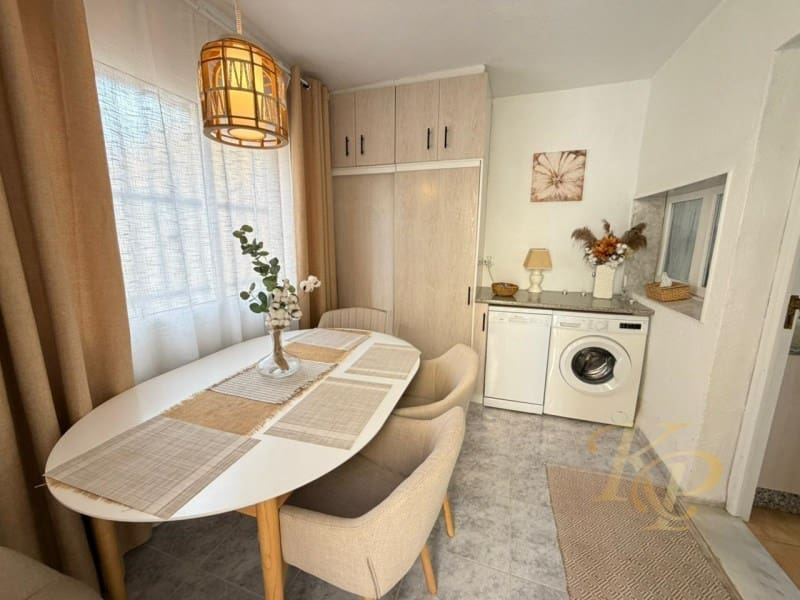 3 camera da letto Casa in vendita in Torrevieja con piscina - 249.900 € (Rif: 9815802)