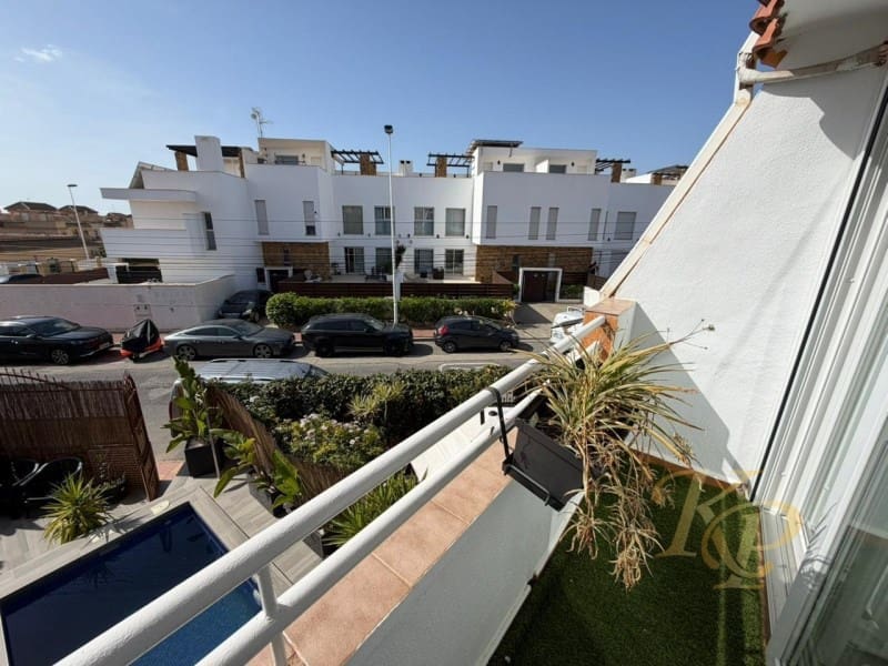 3 camera da letto Casa in vendita in Torrevieja con piscina - 249.900 € (Rif: 9815802)