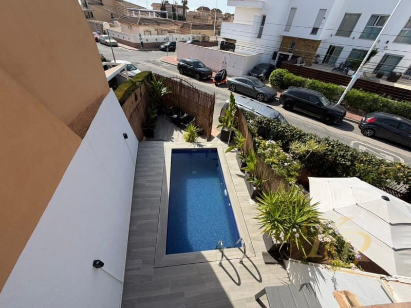 3 camera da letto Casa in vendita in Torrevieja con piscina - 249.900 € (Rif: 9815802)