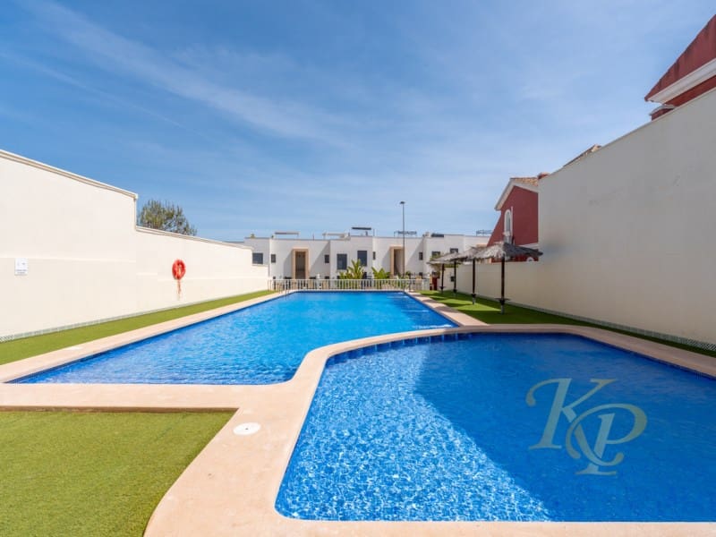 3 soverom Hus til salgs i Orihuela Costa - € 269 800 (Ref: 9818018)