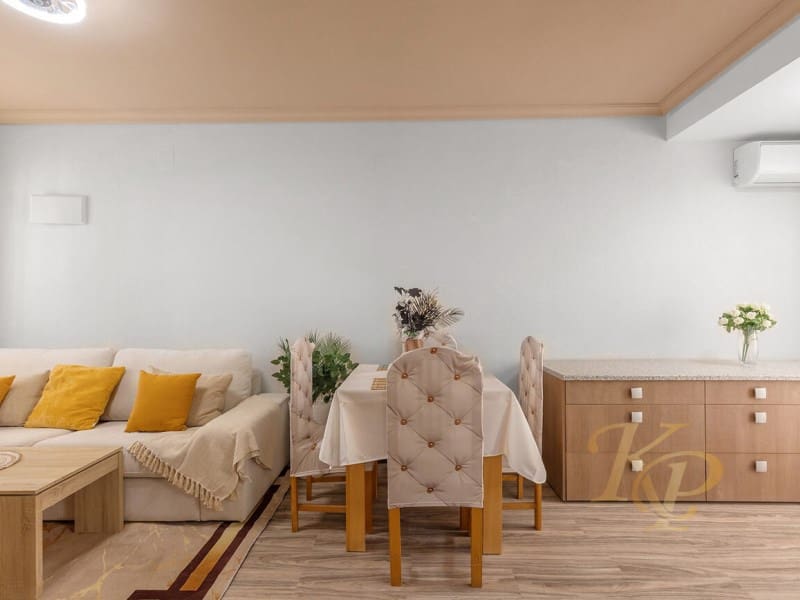 Casa de 2 habitaciones en Orihuela Costa en venta con piscina - 185.000 € (Ref: 9818019)