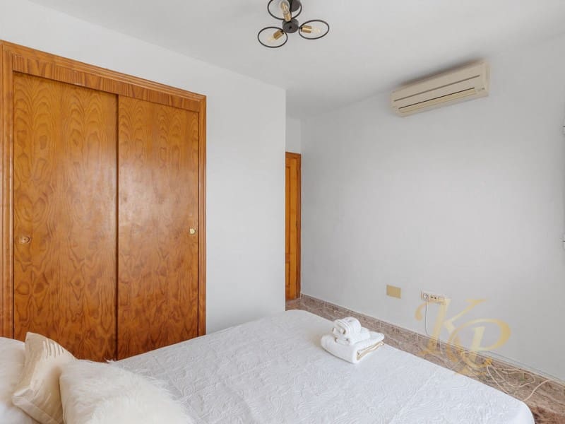 Casa de 2 habitaciones en Orihuela Costa en venta con piscina - 185.000 € (Ref: 9818019)