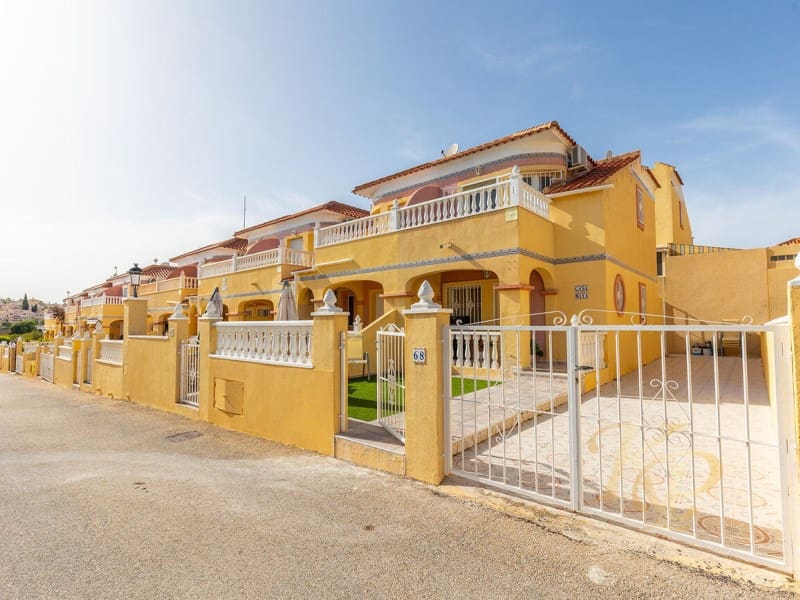 Casa de 2 habitaciones en Orihuela Costa en venta con piscina - 185.000 € (Ref: 9818019)