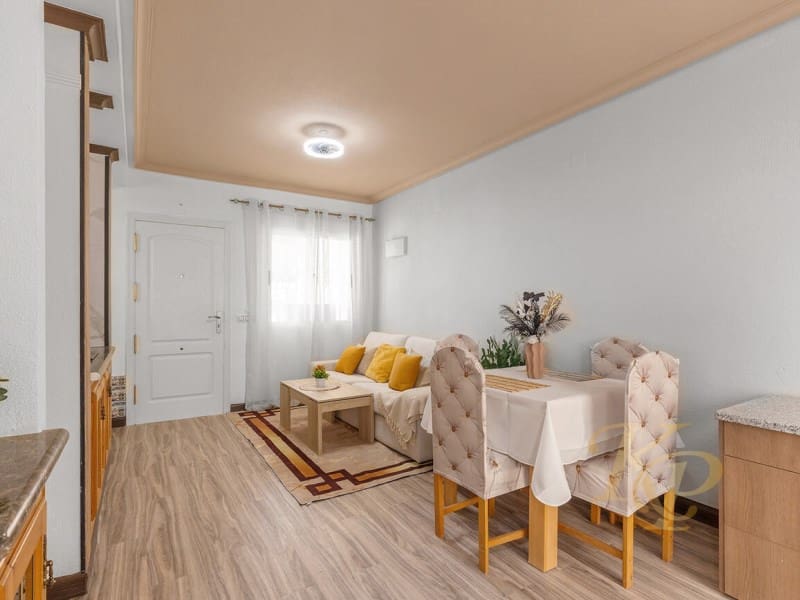 Casa de 2 habitaciones en Orihuela Costa en venta con piscina - 185.000 € (Ref: 9818019)