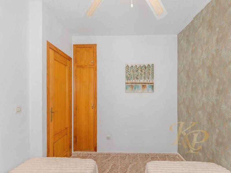 Casa de 2 habitaciones en Orihuela Costa en venta con piscina - 185.000 € (Ref: 9818019)