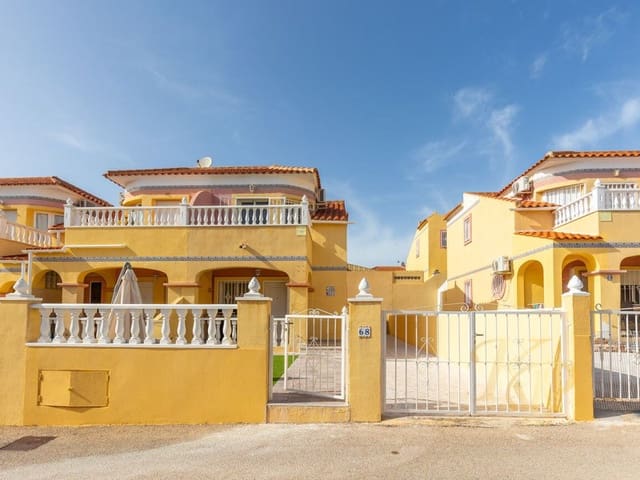 Casa de 2 habitaciones en Blue Lagoon en venta con piscina - 185.000 € (Ref: 9818019)
