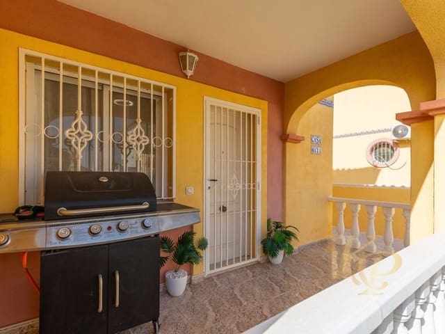 Casa de 2 habitaciones en Blue Lagoon en venta con piscina - 185.000 € (Ref: 9818019)