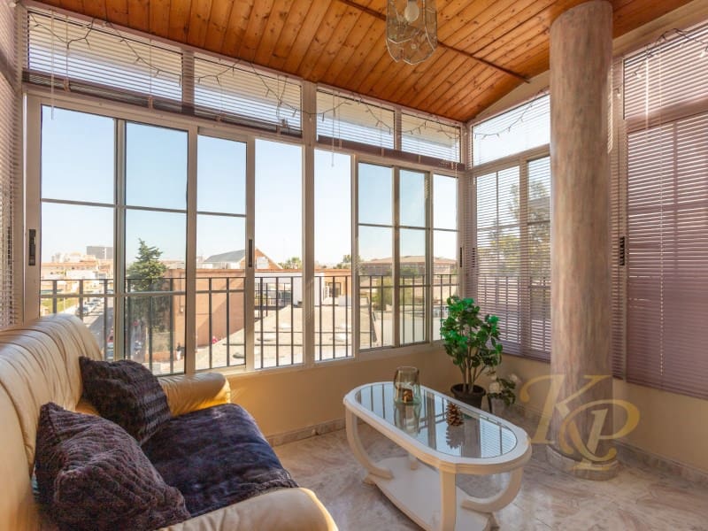 2 makuuhuone Huoneisto myytävänä paikassa Torrevieja - 139 500 € (Ref: 9818020)
