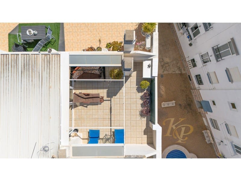 2 makuuhuone Huoneisto myytävänä paikassa Torrevieja - 139 500 € (Ref: 9818020)