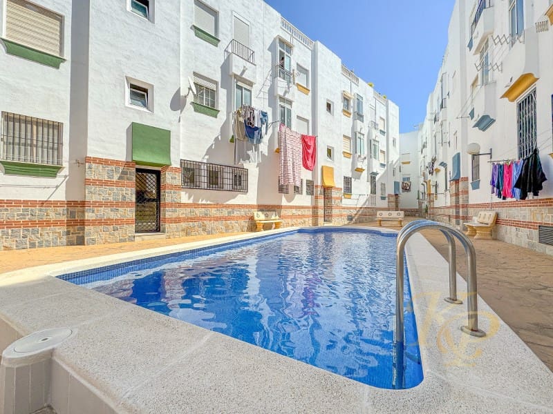 2 makuuhuone Huoneisto myytävänä paikassa Torrevieja - 139 500 € (Ref: 9818020)