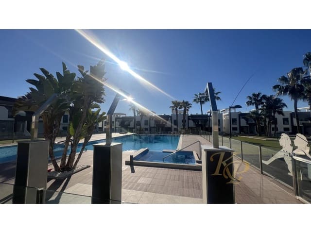 2 soverom Leilighet til salgs i La Zenia, Orihuela med garasje - € 275 000 (Ref: 9818023)