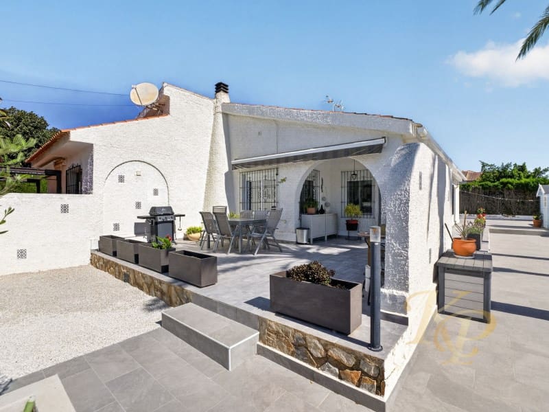 3 soverom Villa til salgs i Torrevieja - € 399 000 (Ref: 9820335)