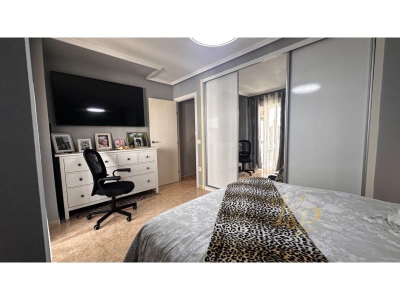 3 chambre Appartement à vendre à Torrevieja - 199 900 € (Ref: 9822713)