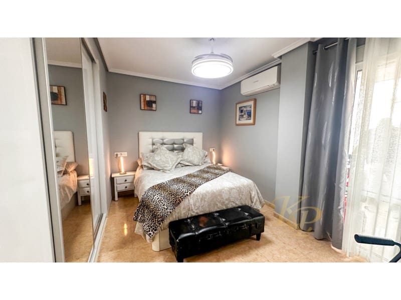 3 chambre Appartement à vendre à Torrevieja - 199 900 € (Ref: 9822713)