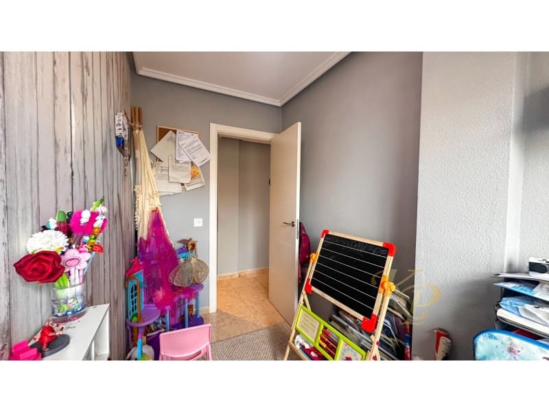 3 chambre Appartement à vendre à Torrevieja - 199 900 € (Ref: 9822713)