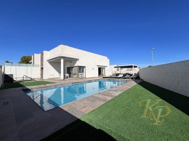 5 soveværelse Villa til salg i Villamartín - Las Filipinas, Orihuela med swimmingpool - € 675.000 (Ref: 9822714)