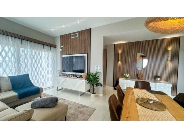 5 soveværelse Villa til salg i Villamartín - Las Filipinas, Orihuela med swimmingpool - € 675.000 (Ref: 9822714)