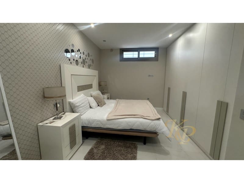 5 soveværelse Villa til salg i Orihuela Costa med swimmingpool - € 675.000 (Ref: 9822714)